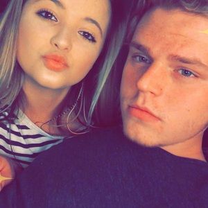 Meet your Posher, Hunter